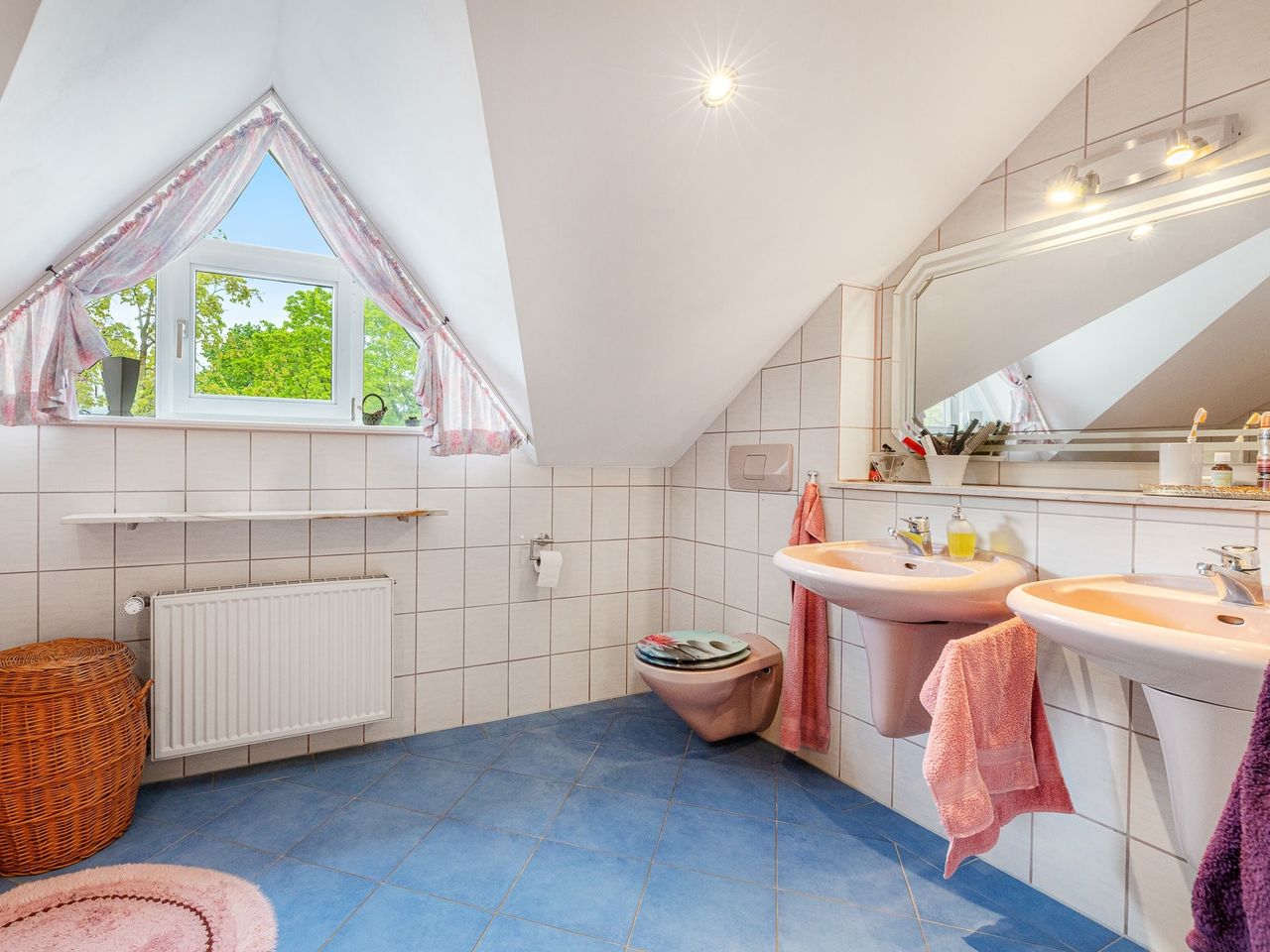 Badezimmer DG