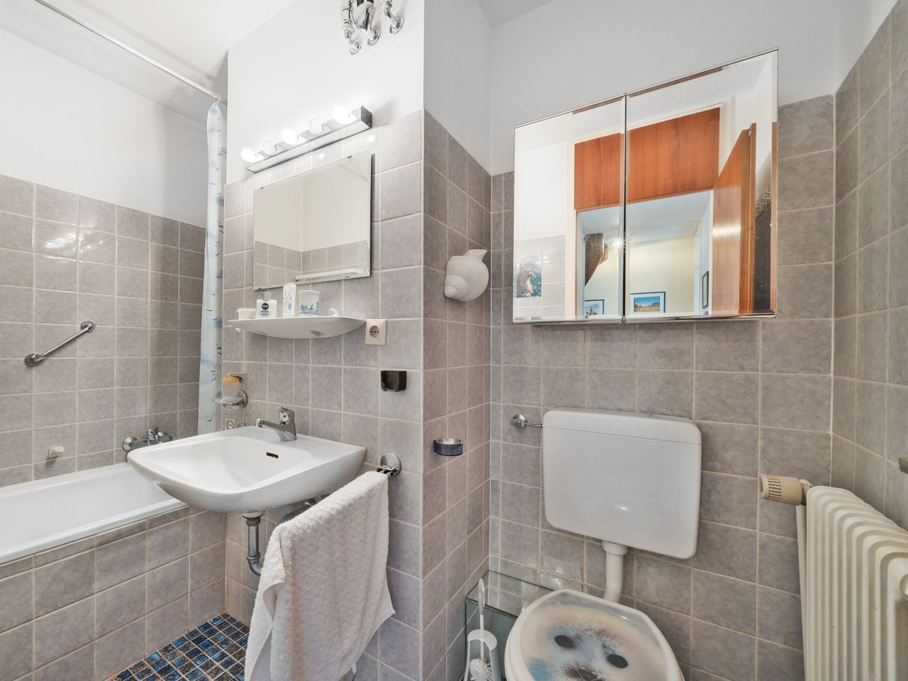 Badezimmer im Obergeschoss