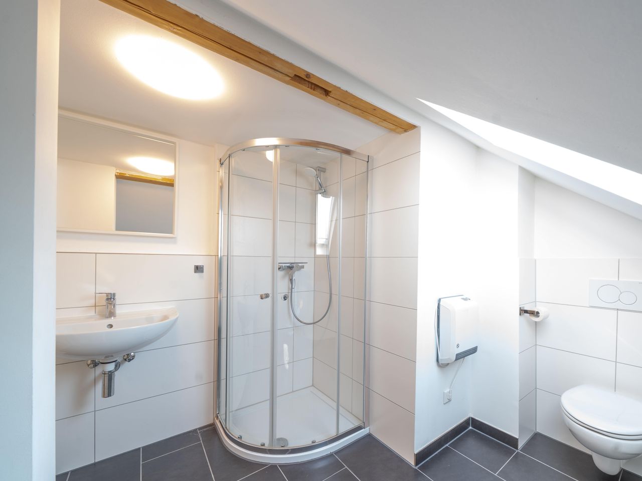 Badezimmer Dachgeschoss