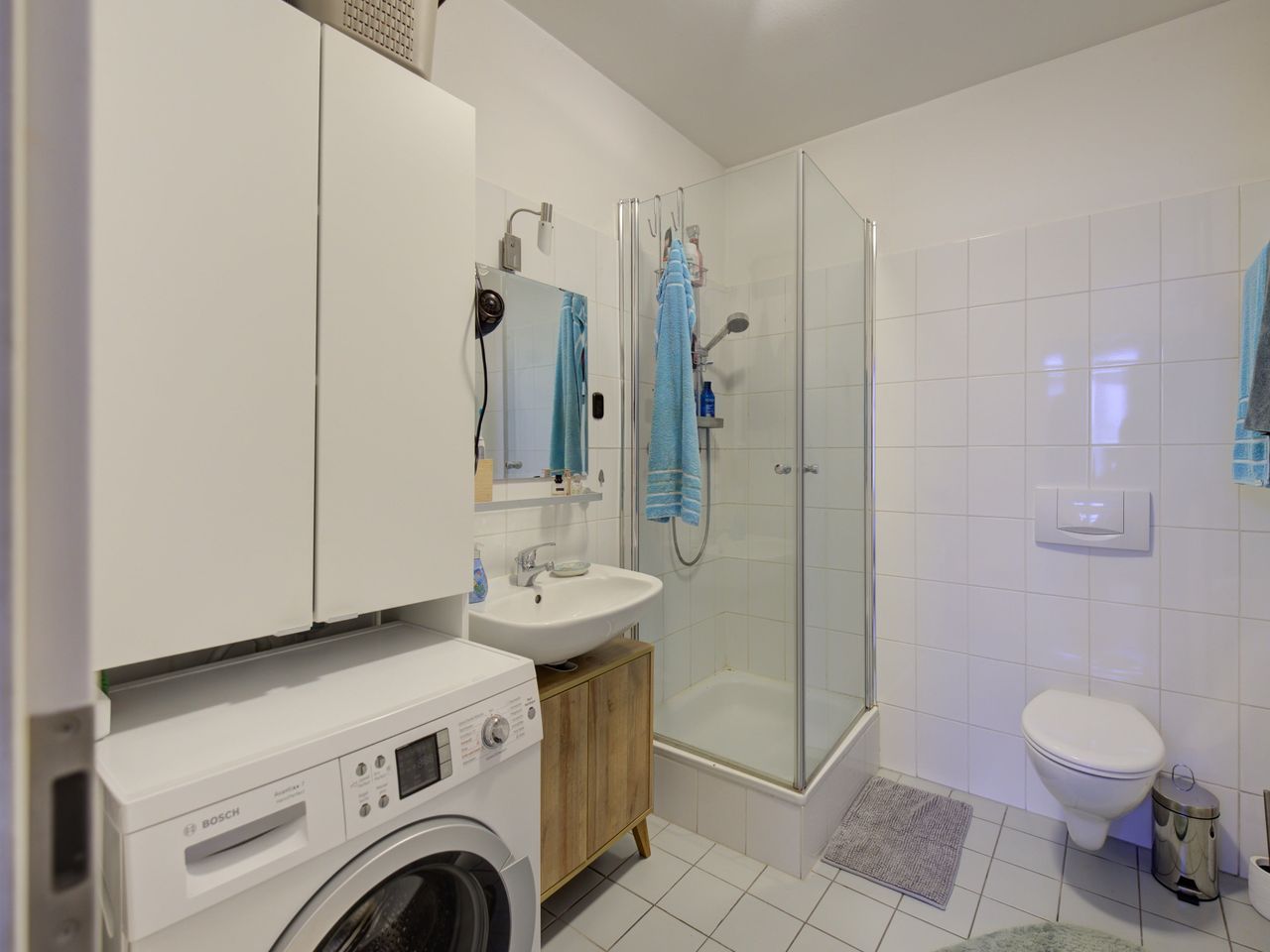 Wohnung 4 - Badezimmer