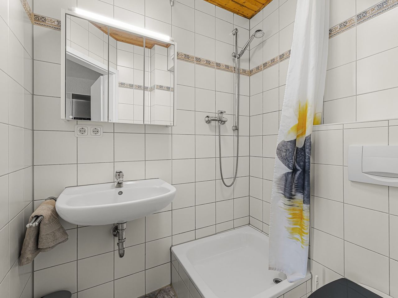 Badezimmer Apartment 1
