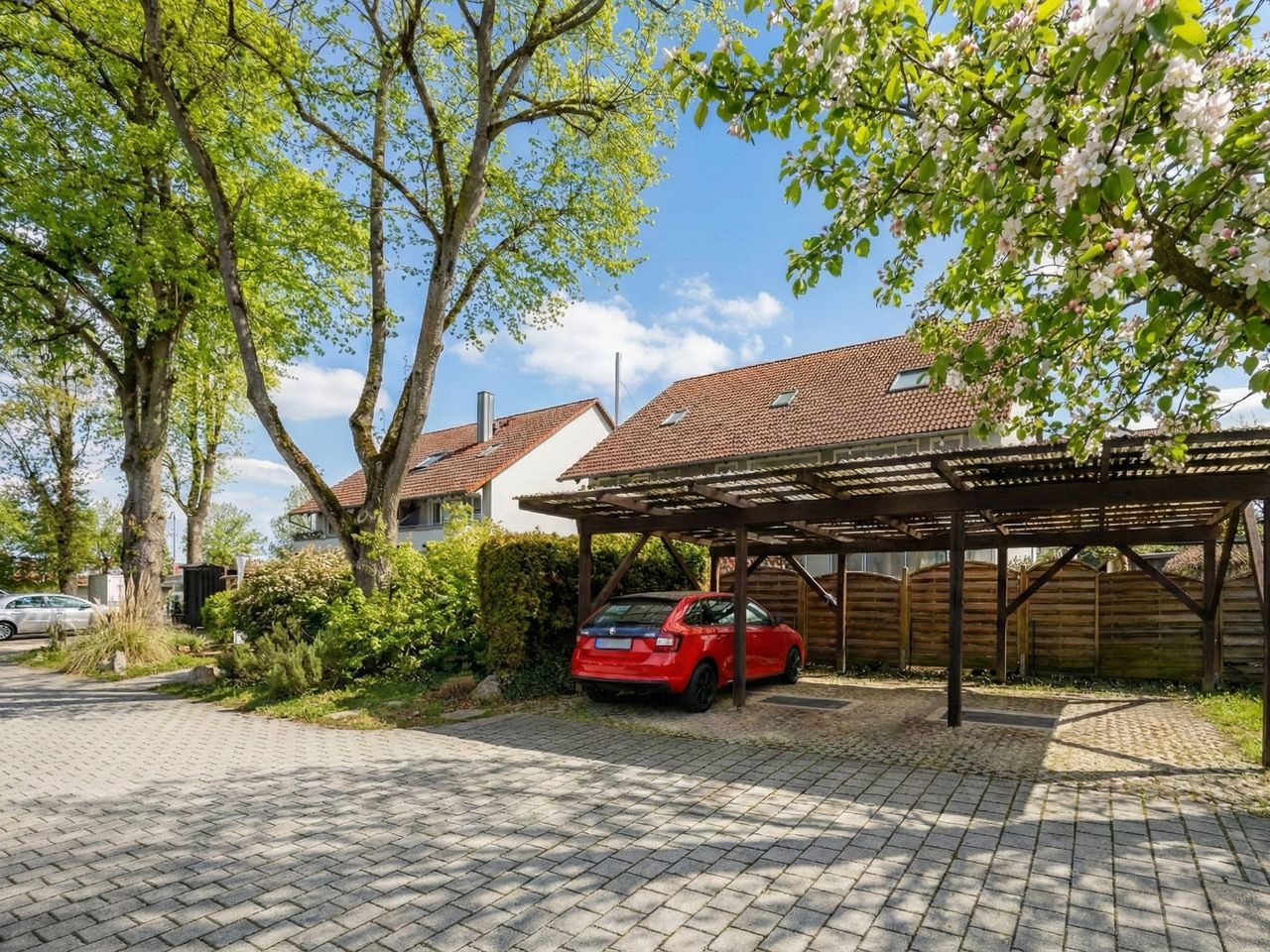 Carport (Mittlerer Stellplatz)