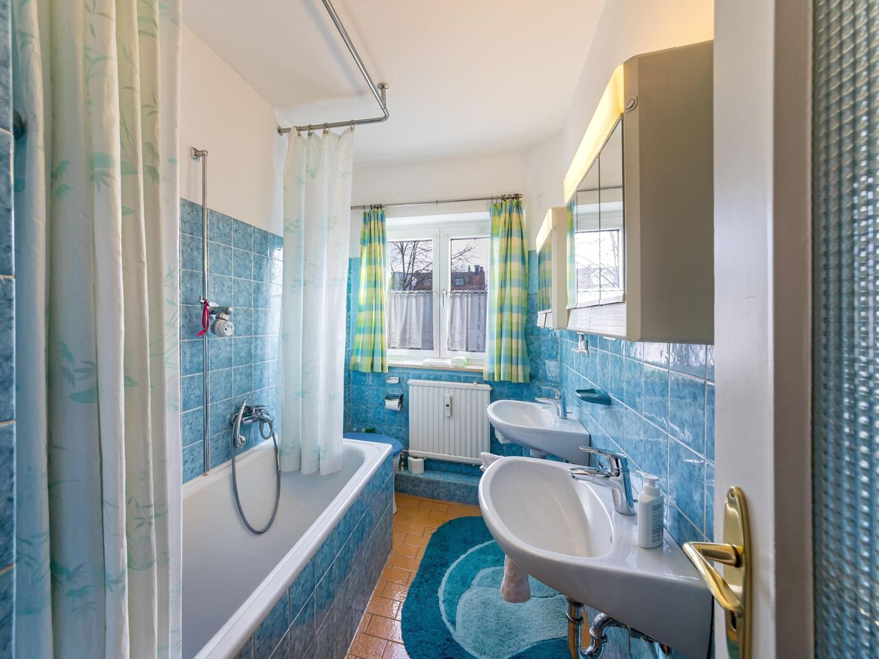 Badezimmer im Obergeschoss