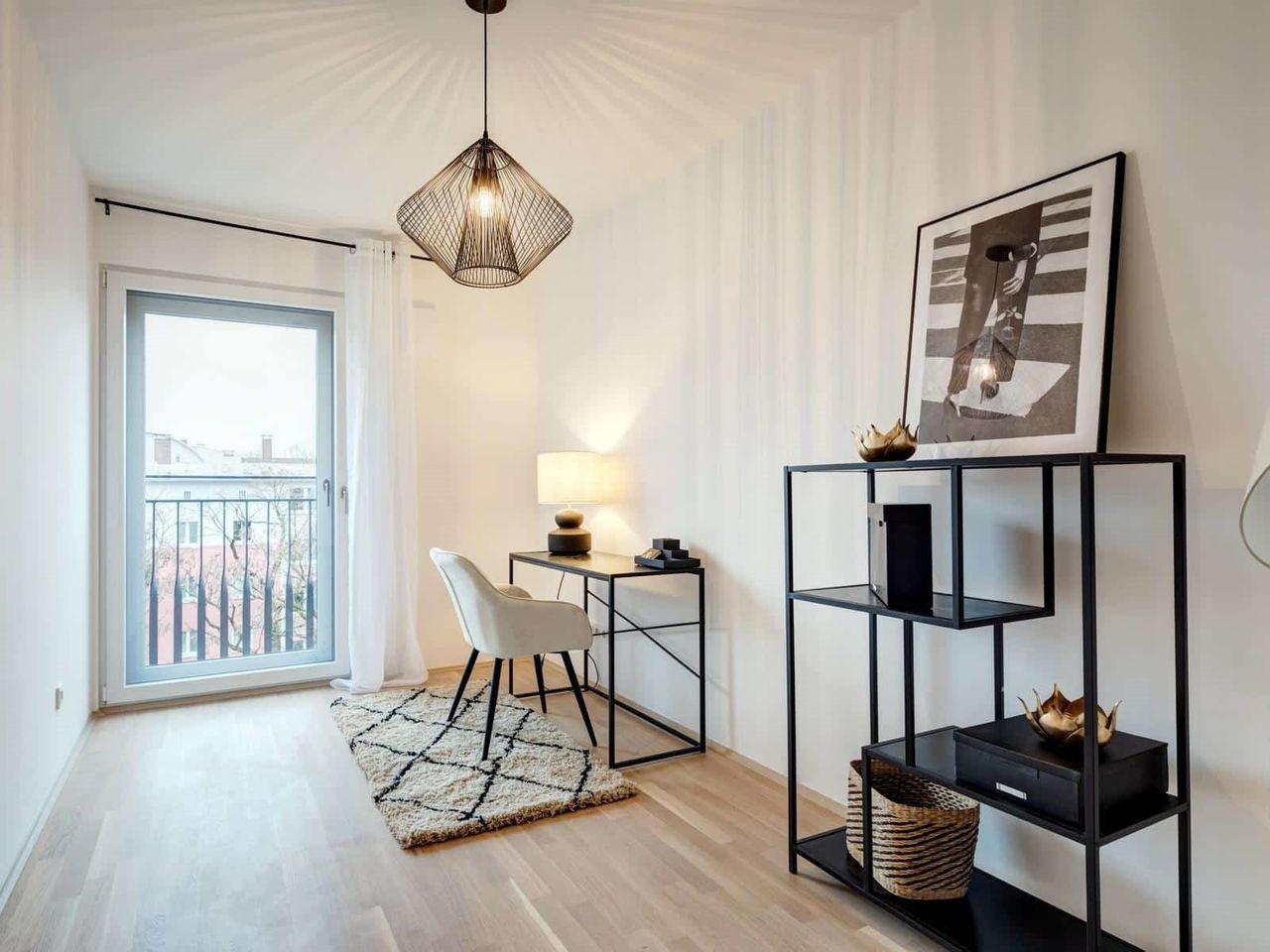 Arbeits- oder Kinderzimmer