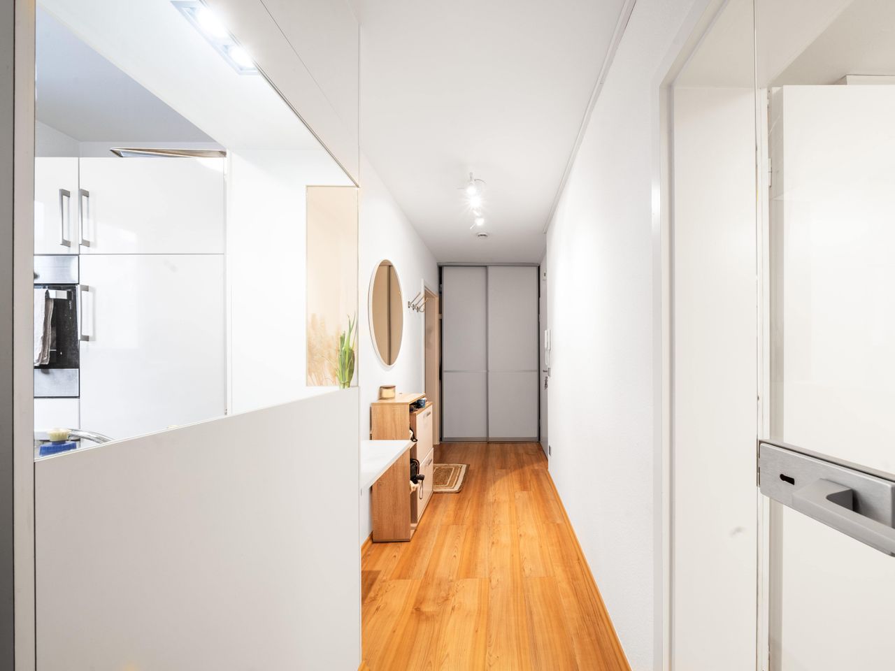 Flur mit praktischer Nische