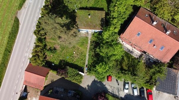 Grundstück mit Altbestand