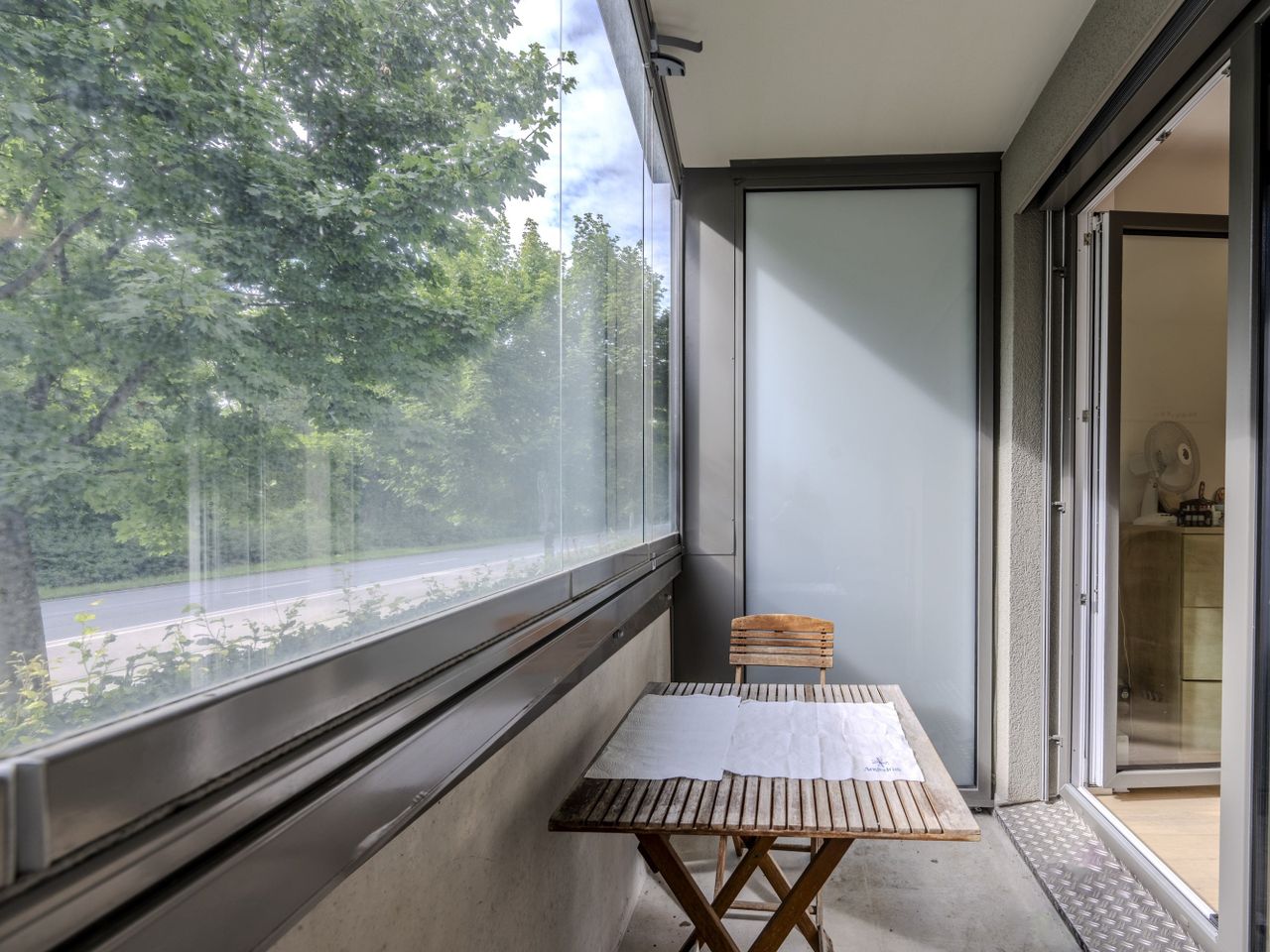West-Loggia