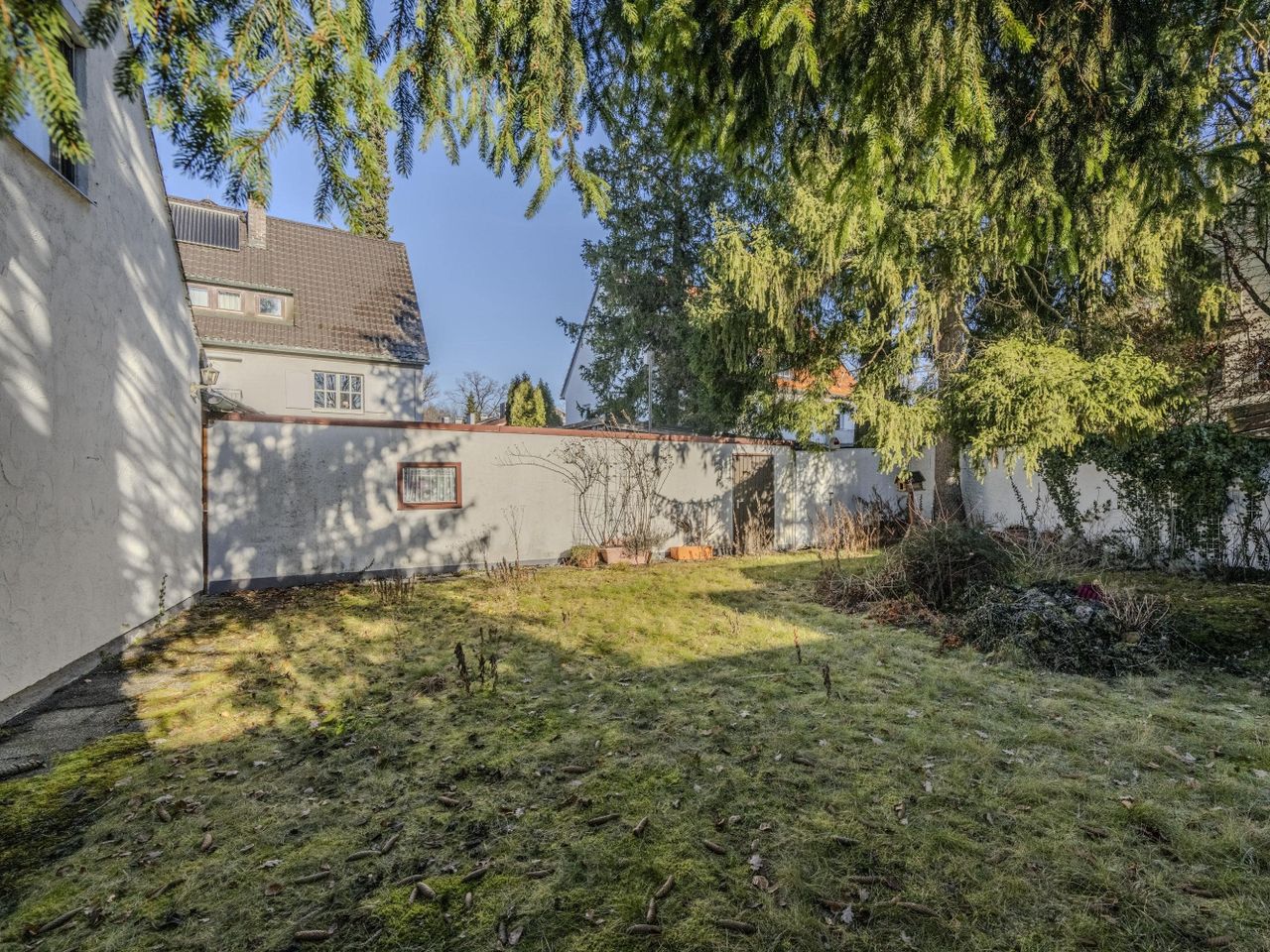 Blick auf die Garagen