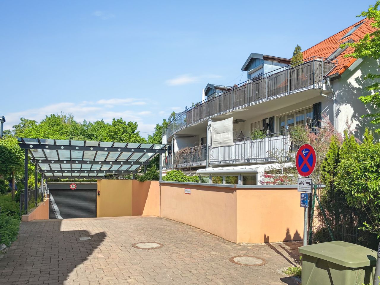 Zufahrt Tiefgarage