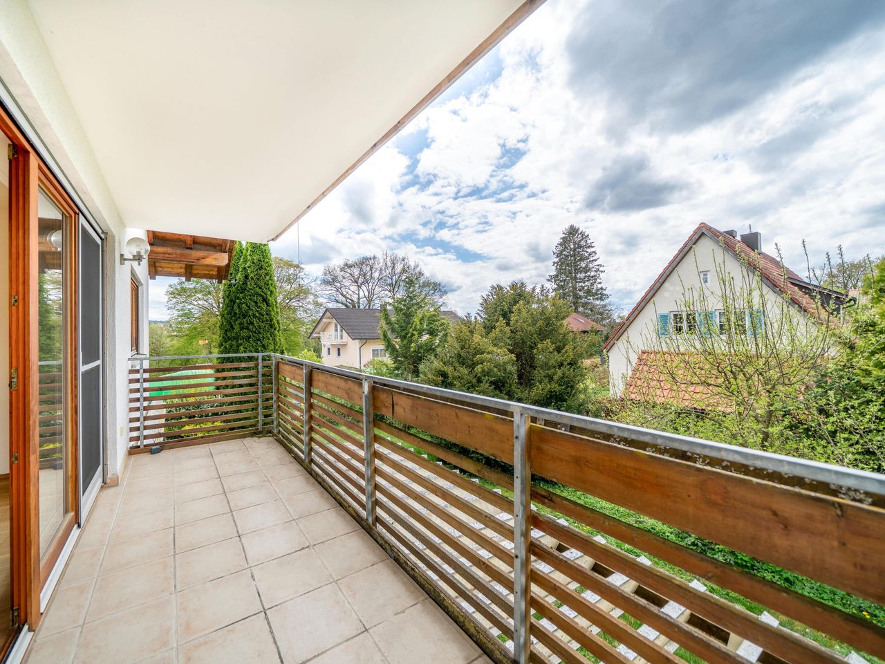 Balkon OG