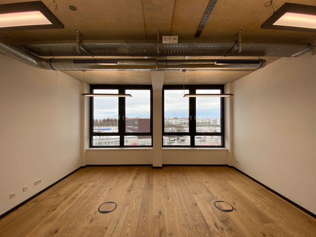 Office1