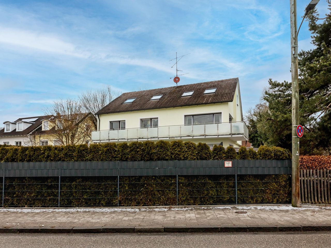 Straßenansicht