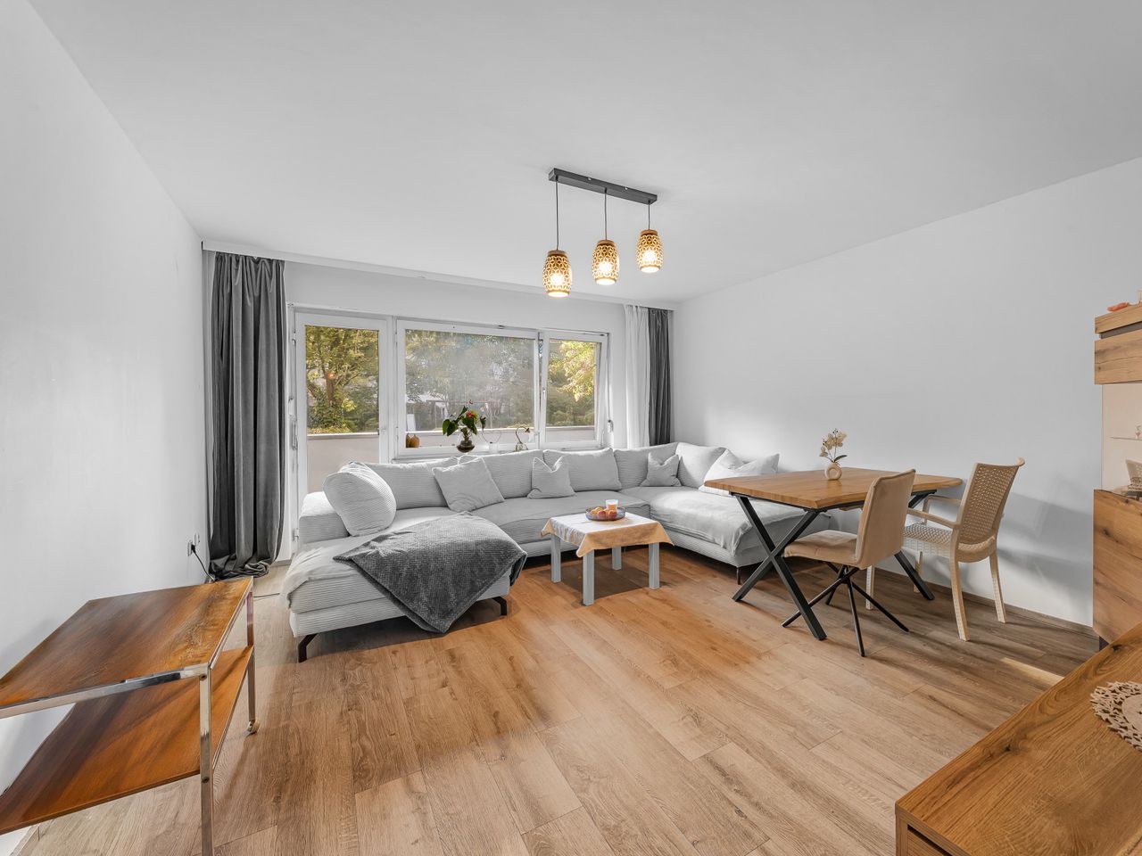 Wohn- und Esszimmer