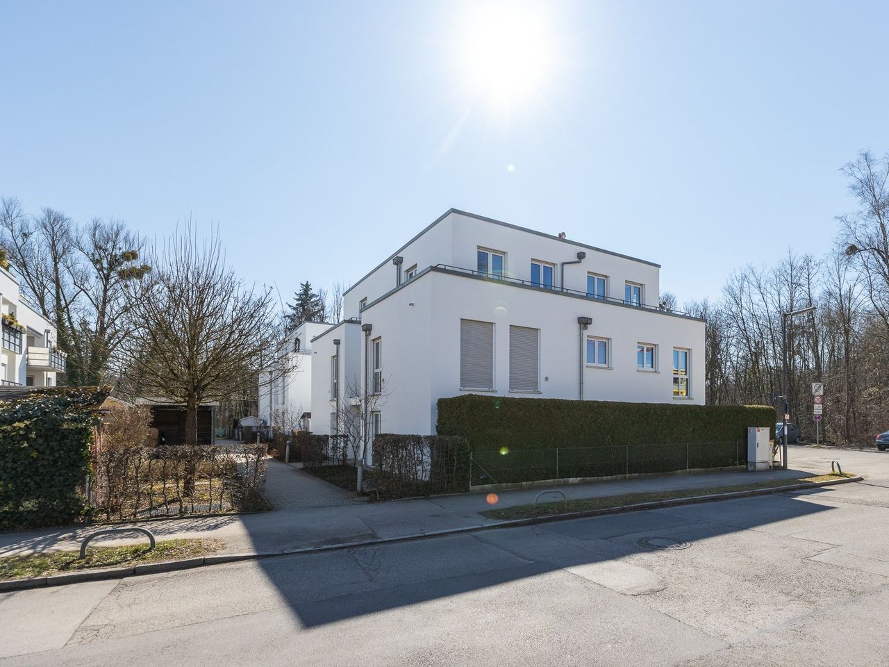 Straßenansicht