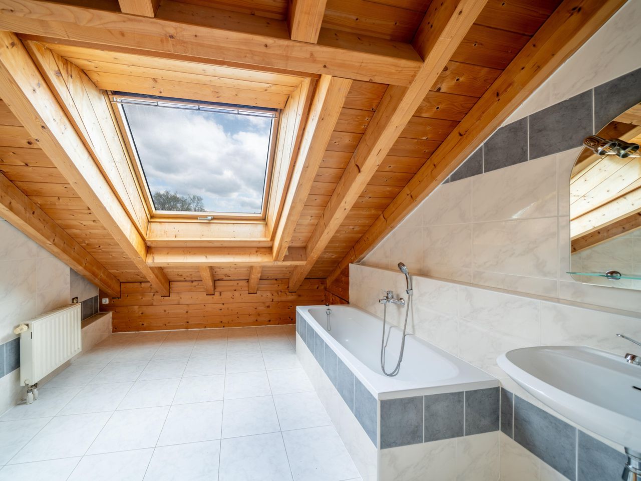 Badezimmer DG