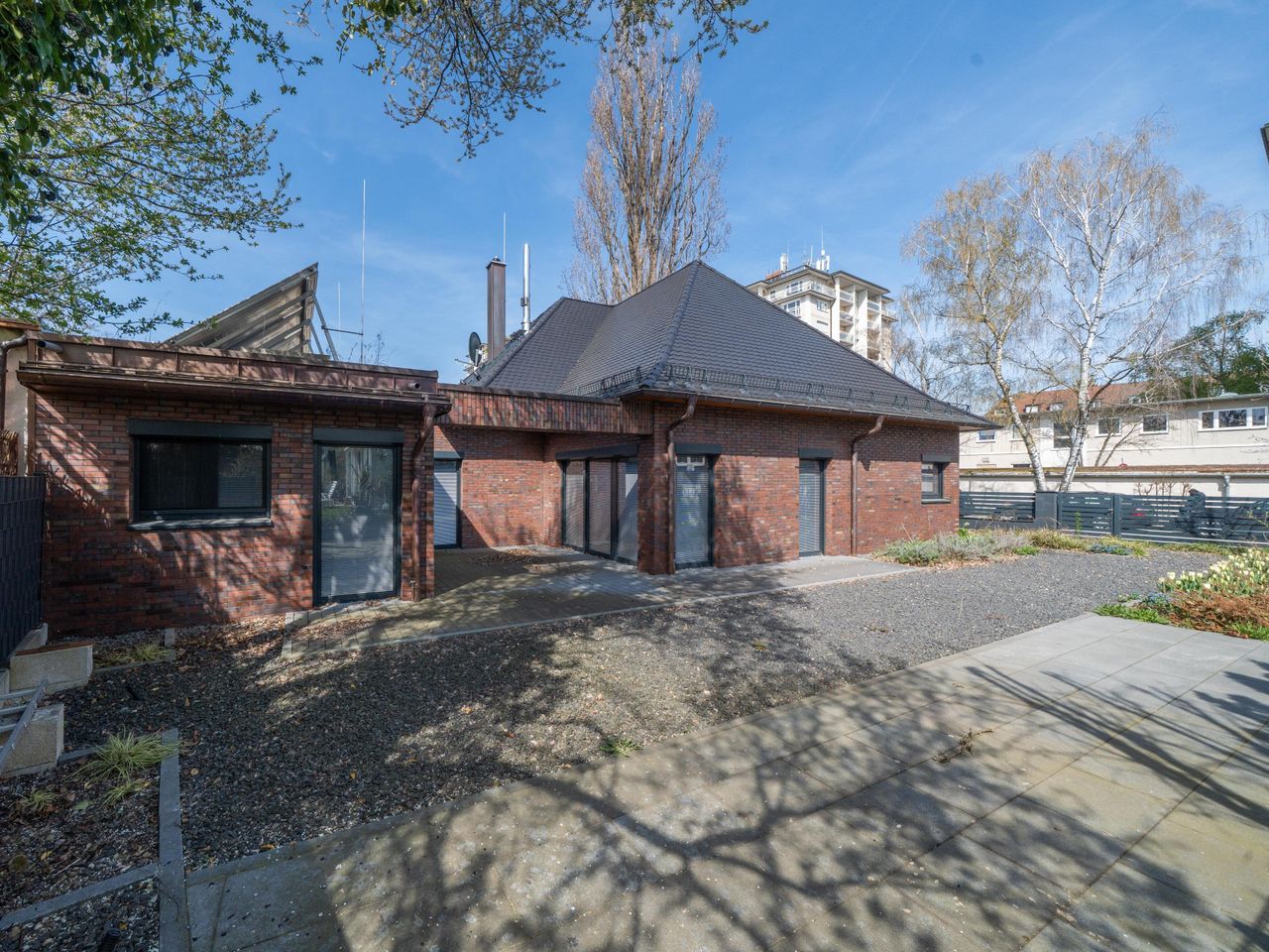 Ansicht Ost mit Terrasse
