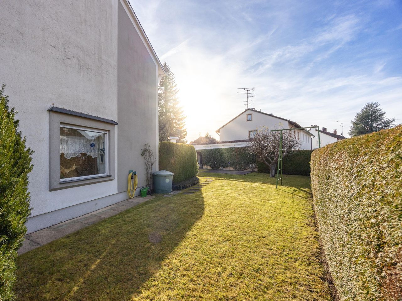 Nord-West-Seite des Gartens