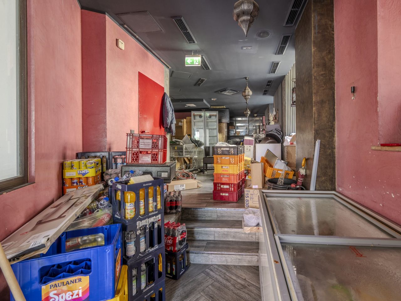 Aufgang zum Gastraum Shisha-Bar