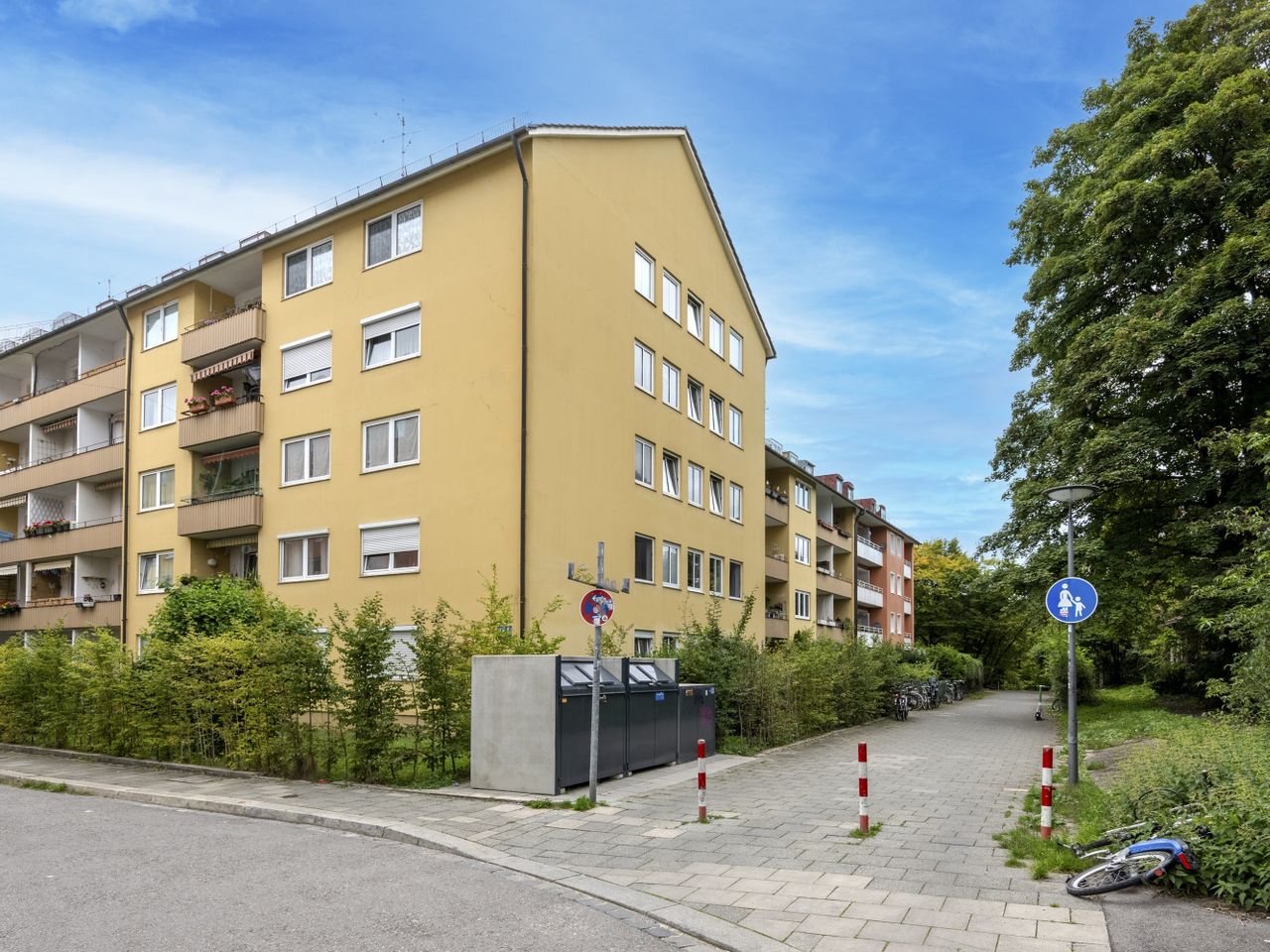 Außenansicht Wohnhaus