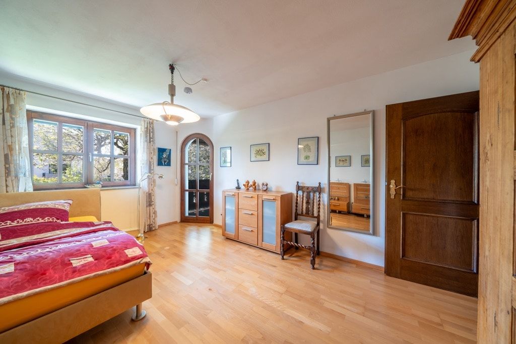 Schlafzimmer mit Balkon
