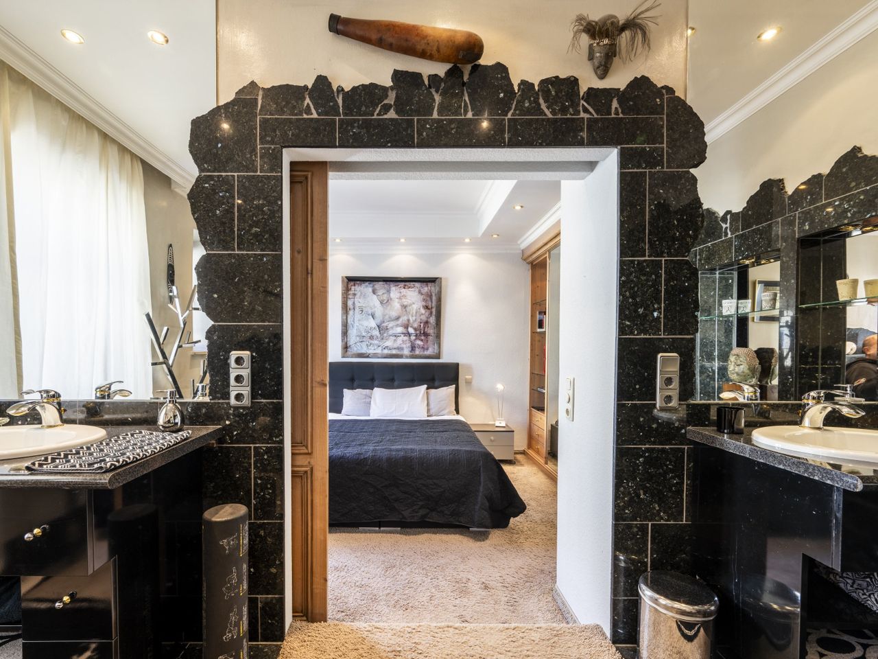Schlafzimmer mit en Suite