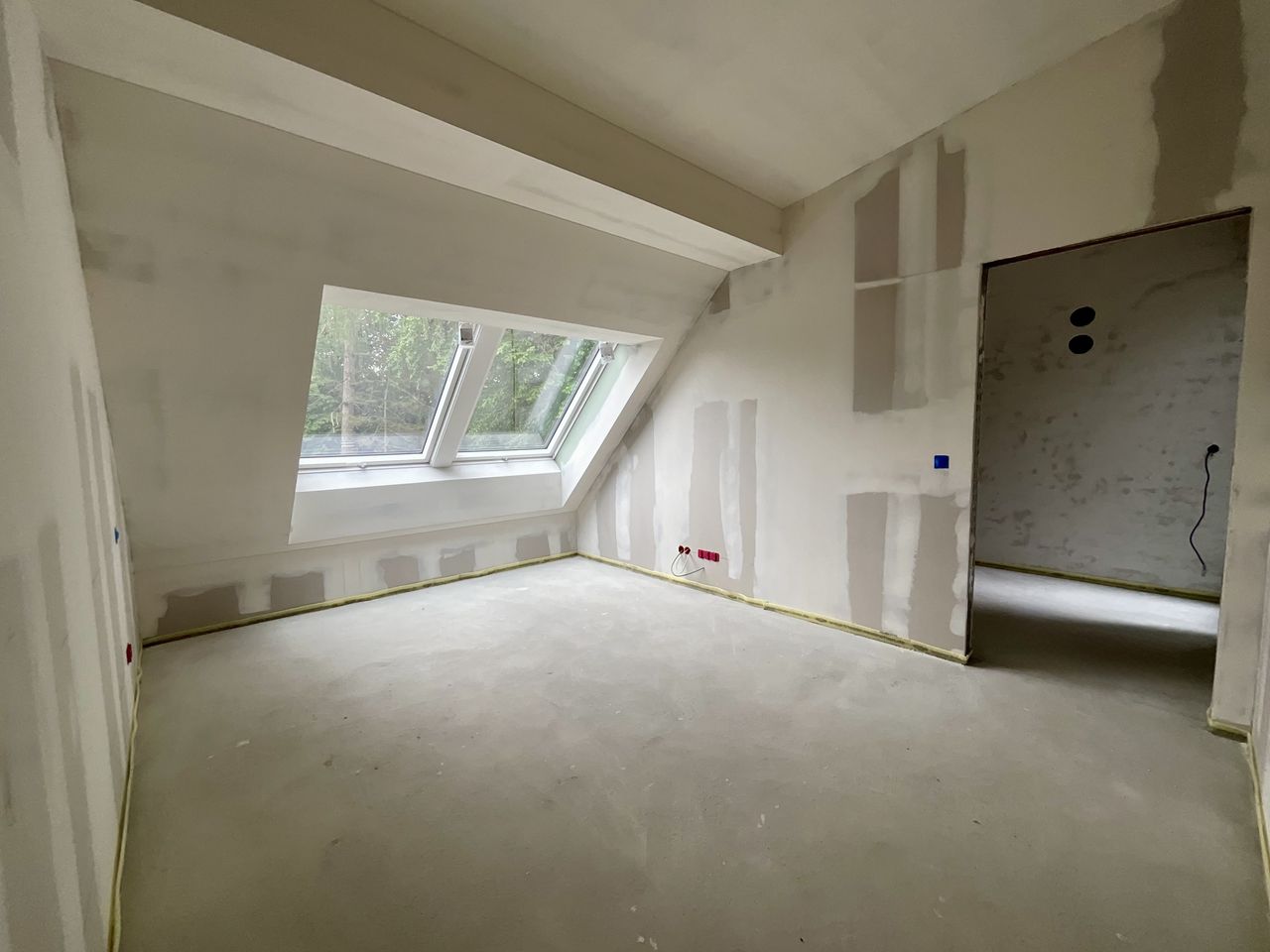Schlafzimmer mit Ankleide