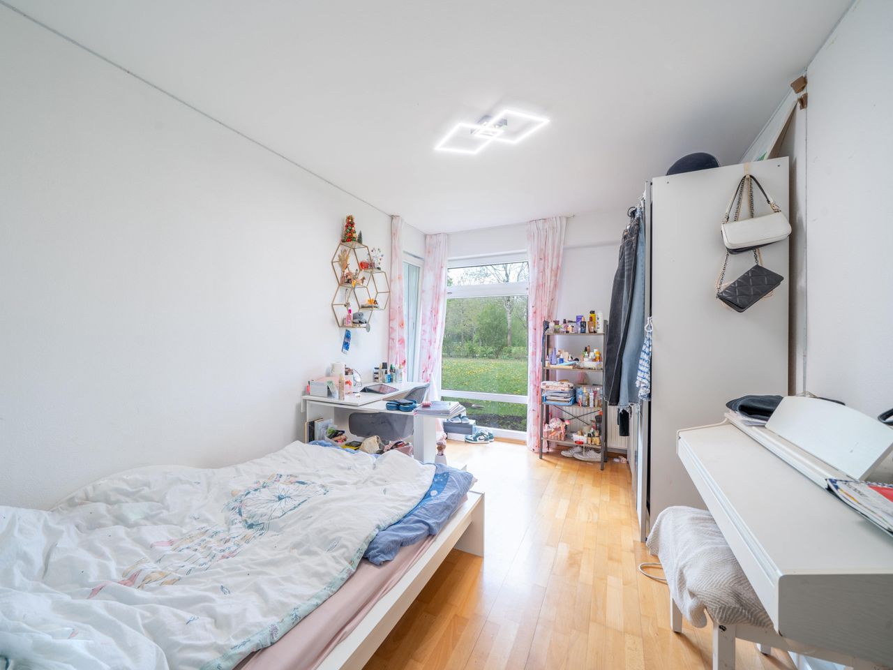 Schlafzimmer oder Kinderzimmer