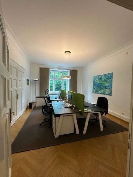 Büro EG
