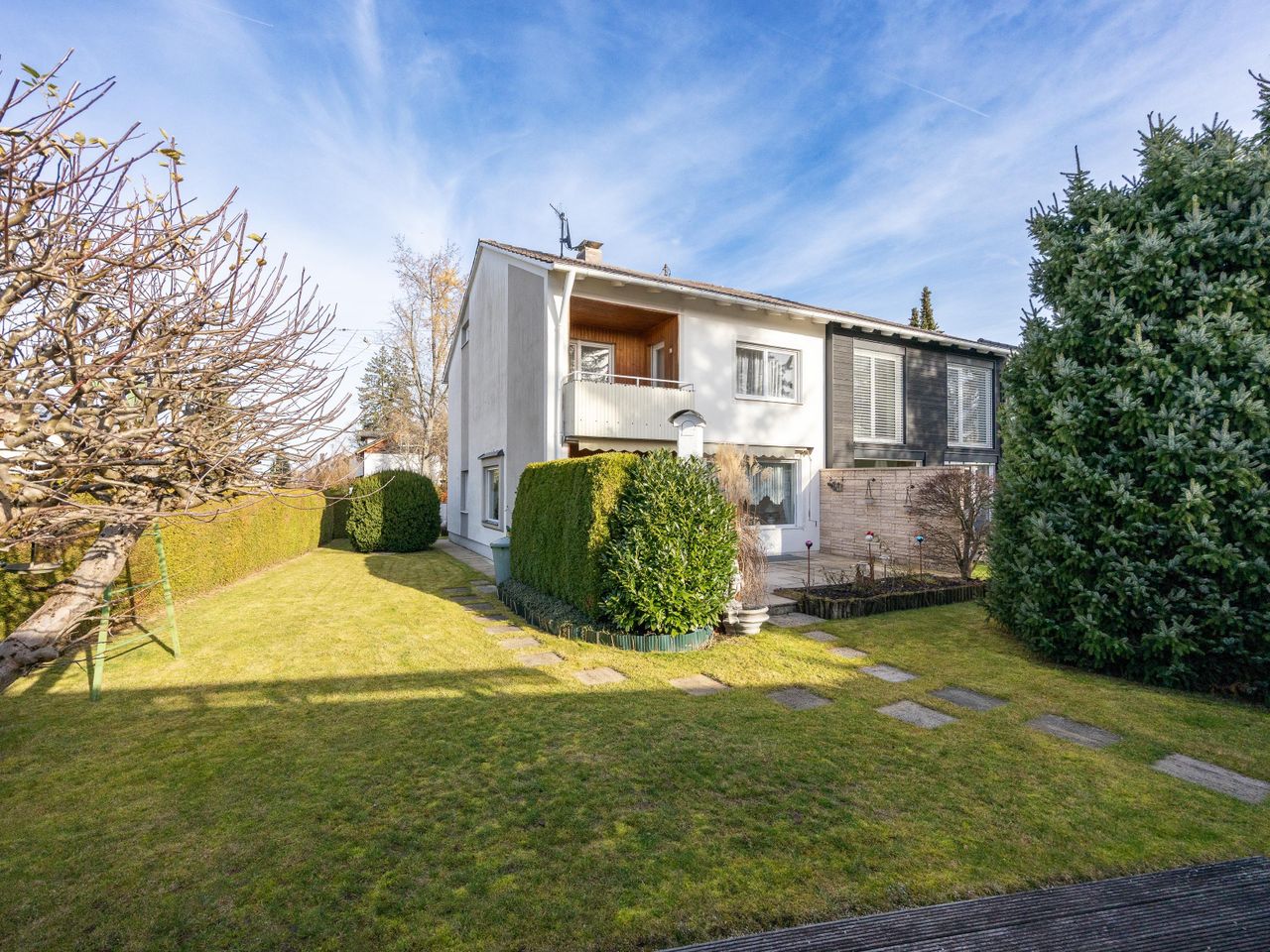 Großzügiger Garten