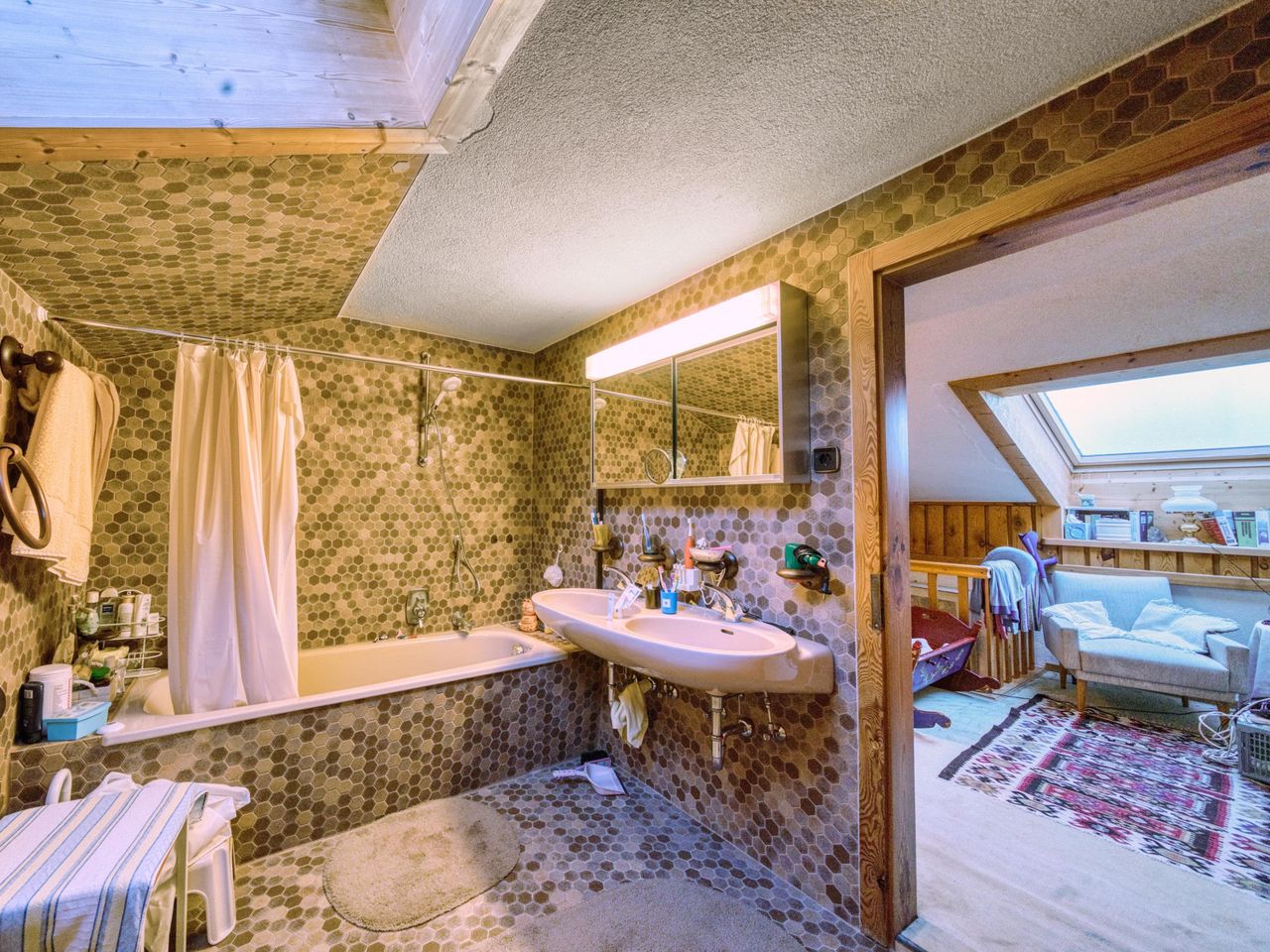 Badezimmer im Obergeschoss