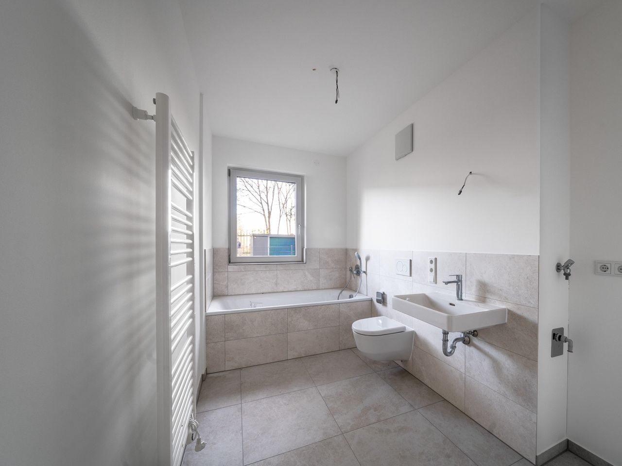 Badezimmer mit Wanne