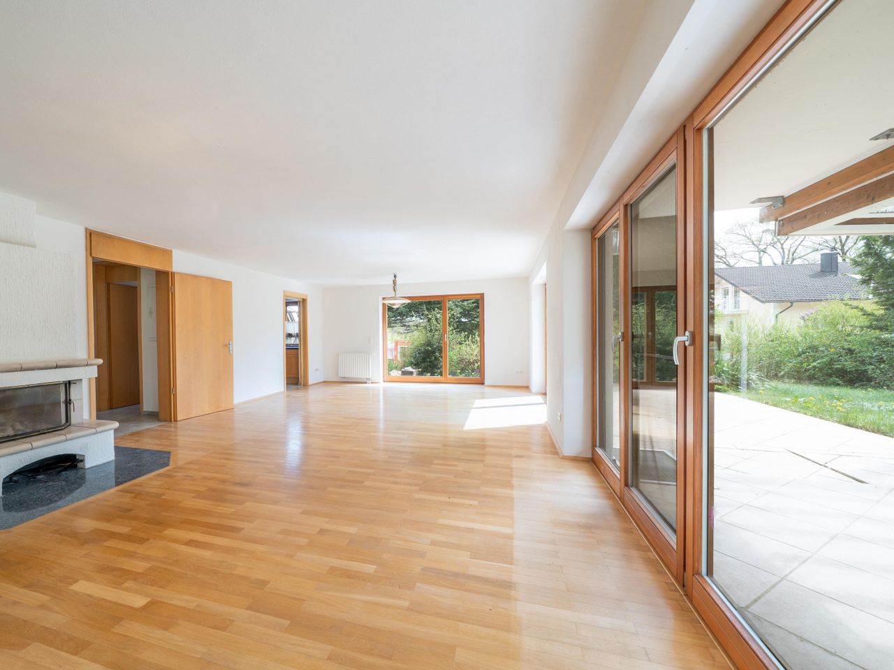 Wohnzimmer EG 1