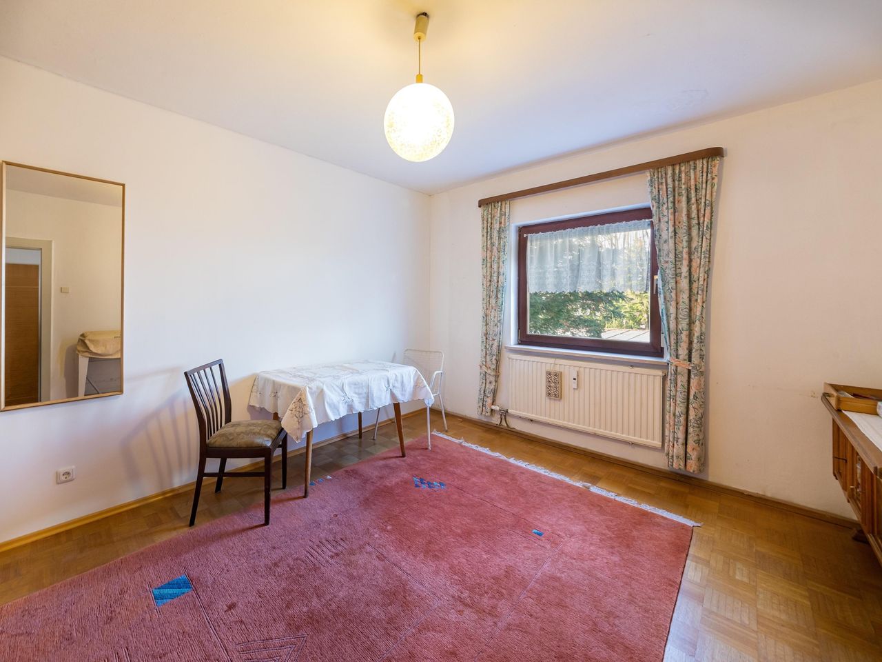 Zimmer im Obergeschoss