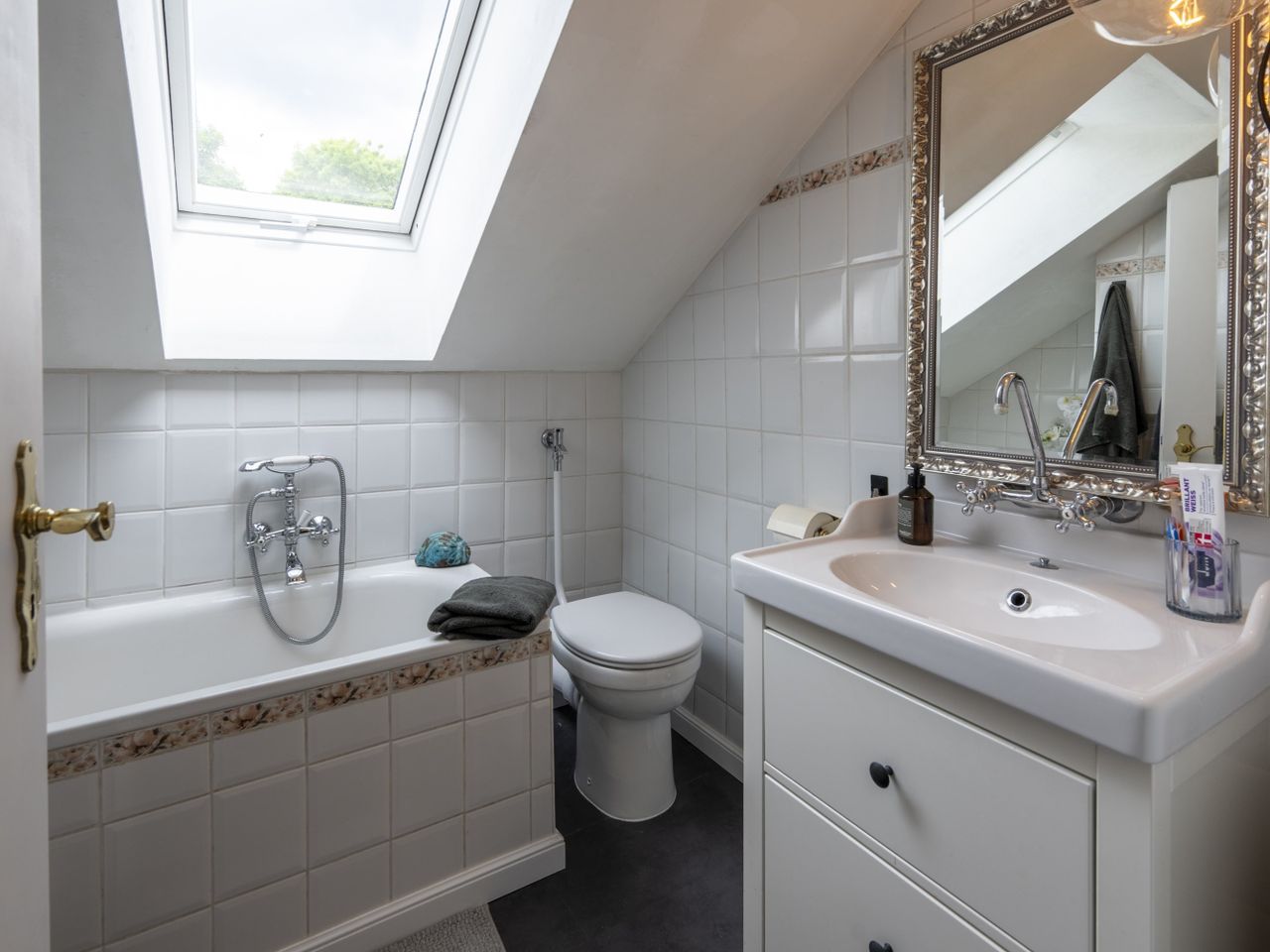 Badezimmer DG
