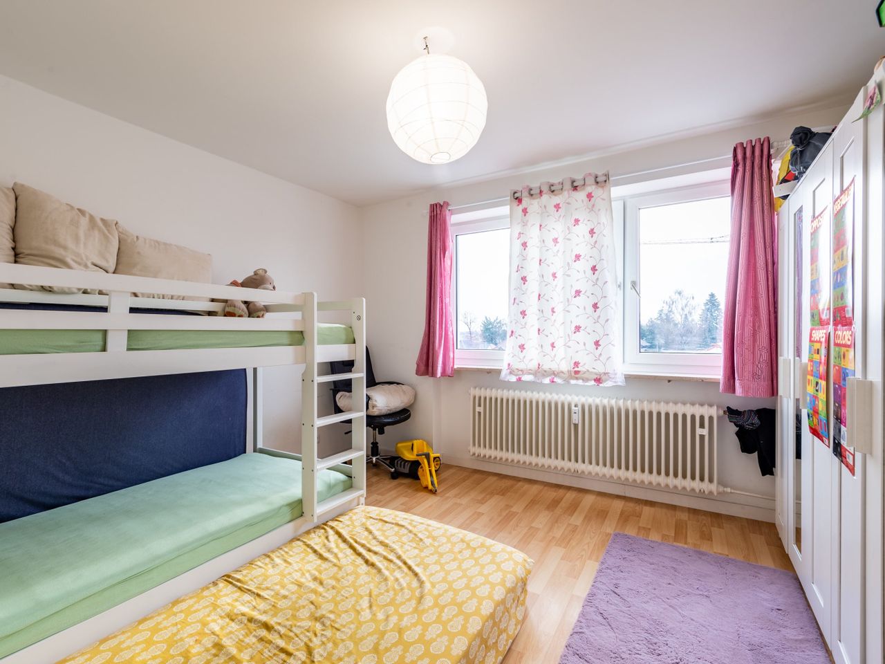 Kinder-/ Arbeitszimmer