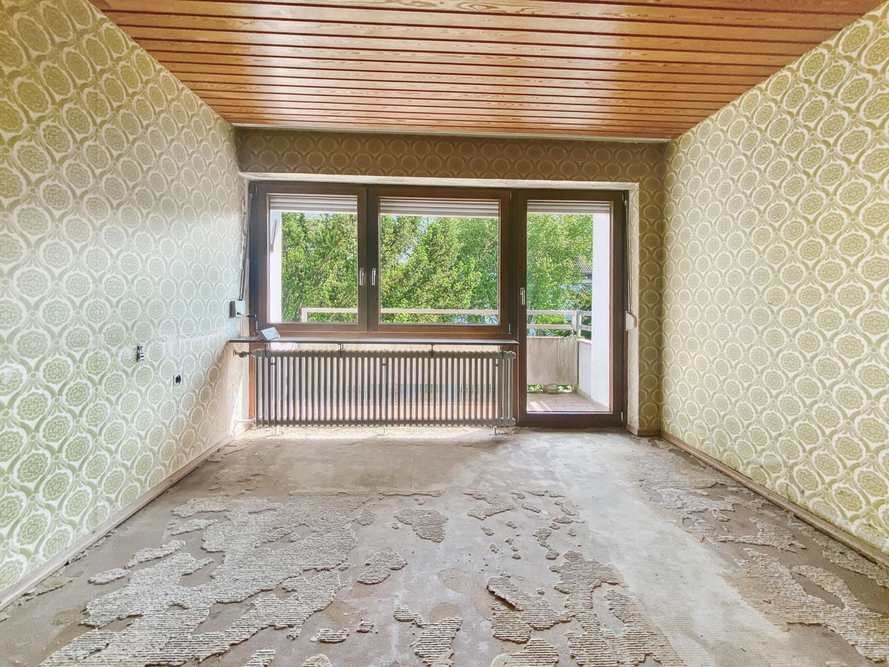 Zimmer mit Balkon im OG