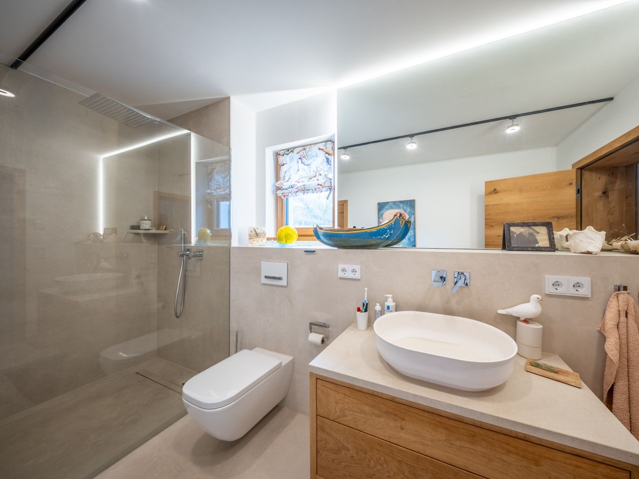 Erdgeschoss Wohnung 1 - Badezimmer