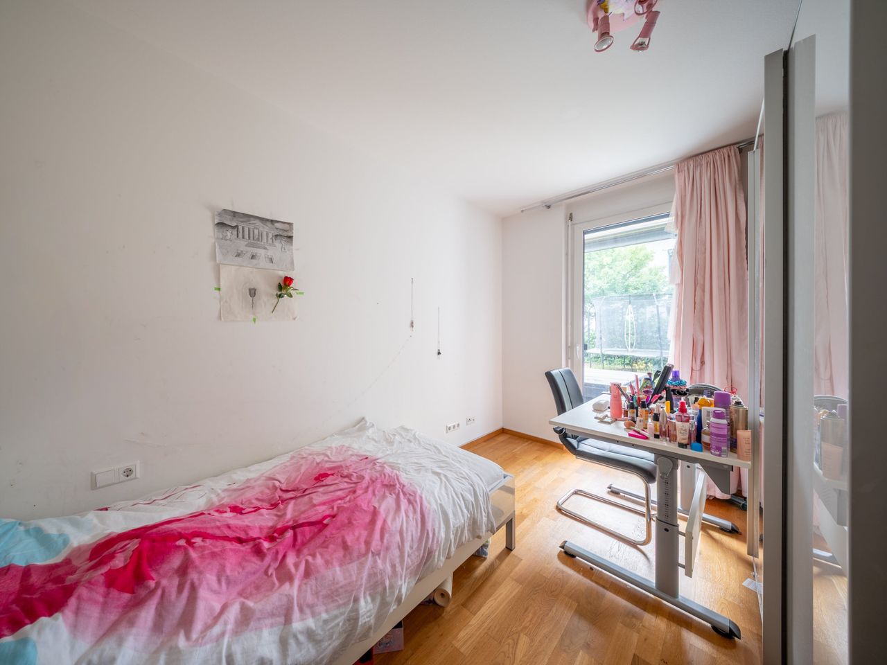 2. Kinder-/Arbeitszimmer